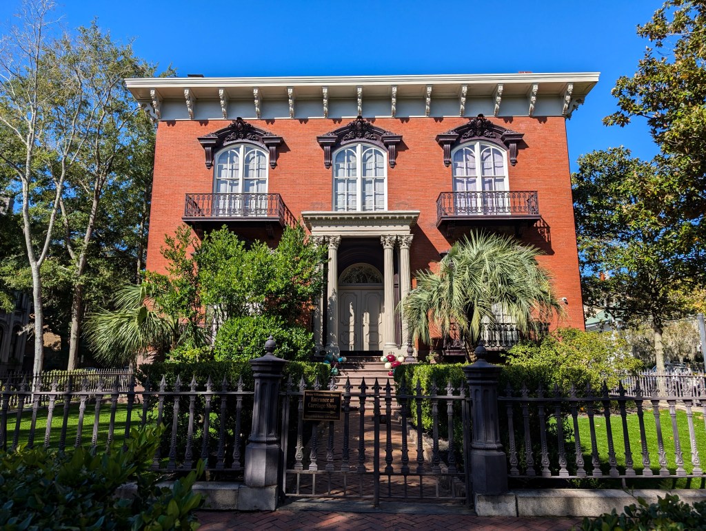 mercer house savannah georgia haunted ghost tour mansion