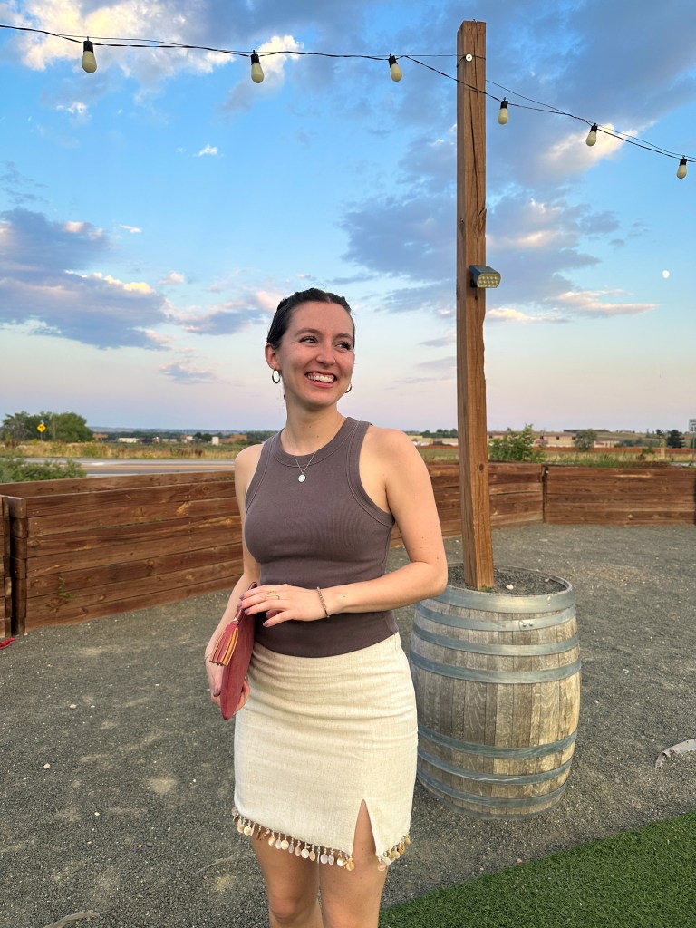 brown ribbed tank top old navy beige beaded skirt fall date night outfit