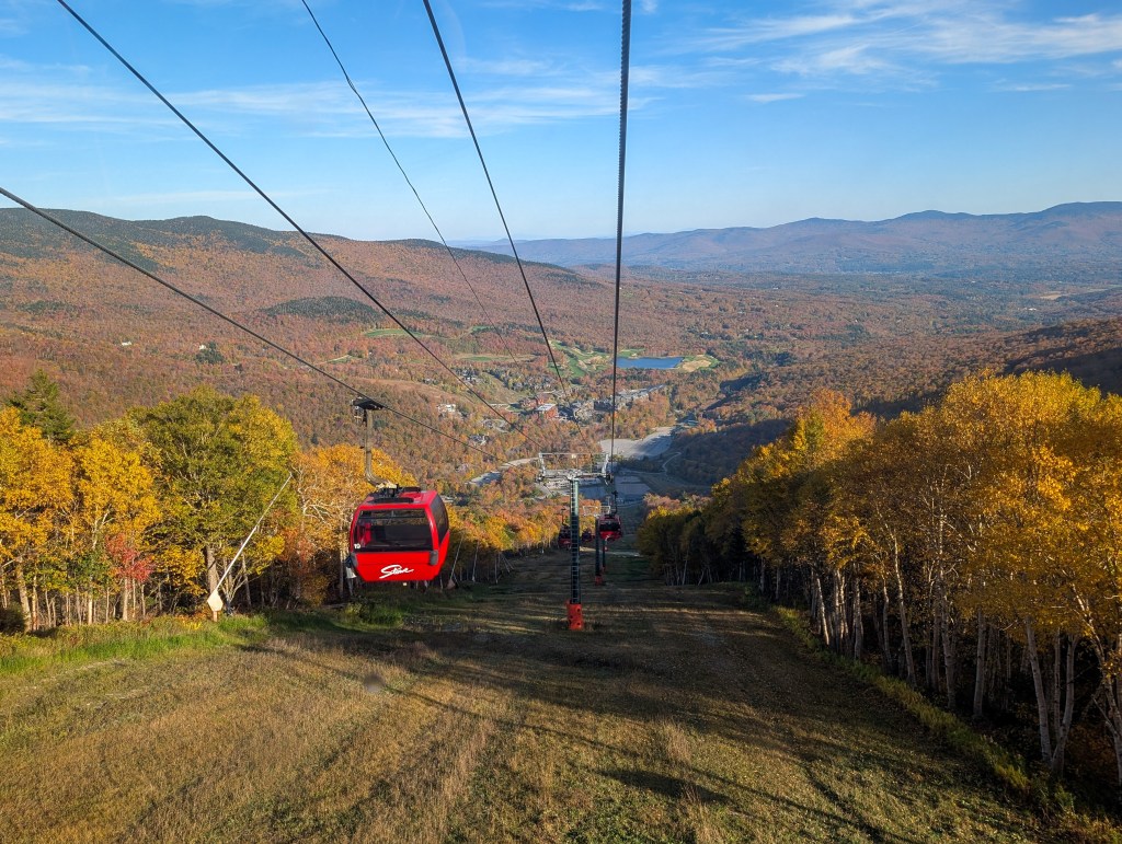 gondola skyride stowe vermont fall views leaf peeping road trip new england