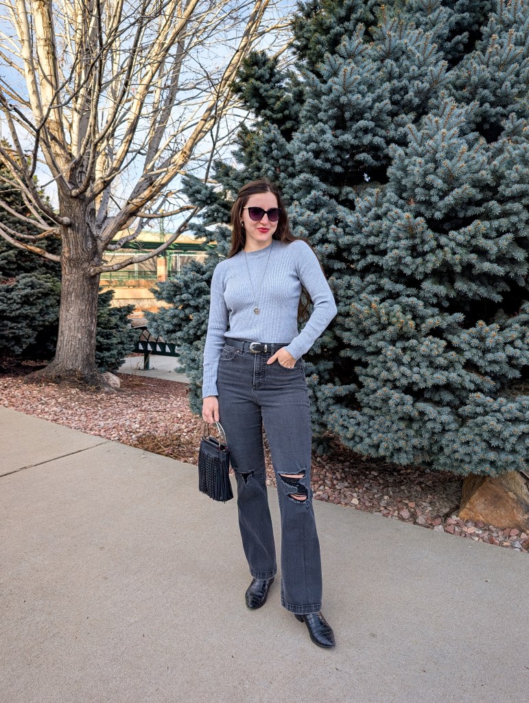 grey ribbed sweater Kohl's grey ripped jeans Express belt Madewell