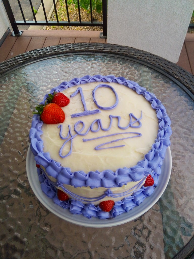 10 years anniversary cake strawberries home-made gluten-free cake