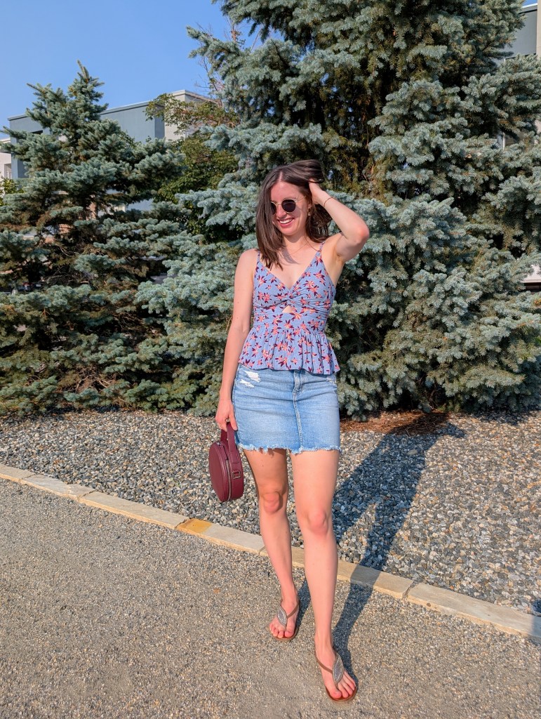 summer fashion summer outfit blue floral peplum top denim skirt brown sandals